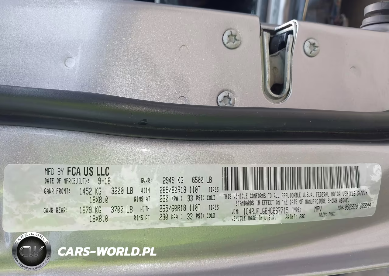 2017 Jeep Grand Cherokee Trailhawk VIN:1C4RJFLG6HC667715 - 9