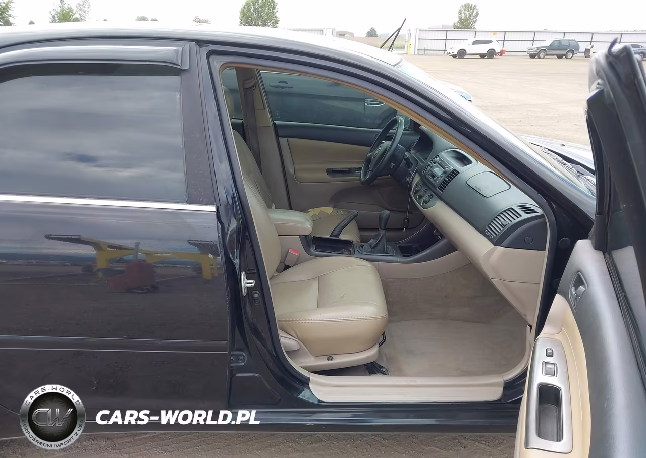 2002 Toyota Camry Se VIN:JTDBE32K520067190 - 5