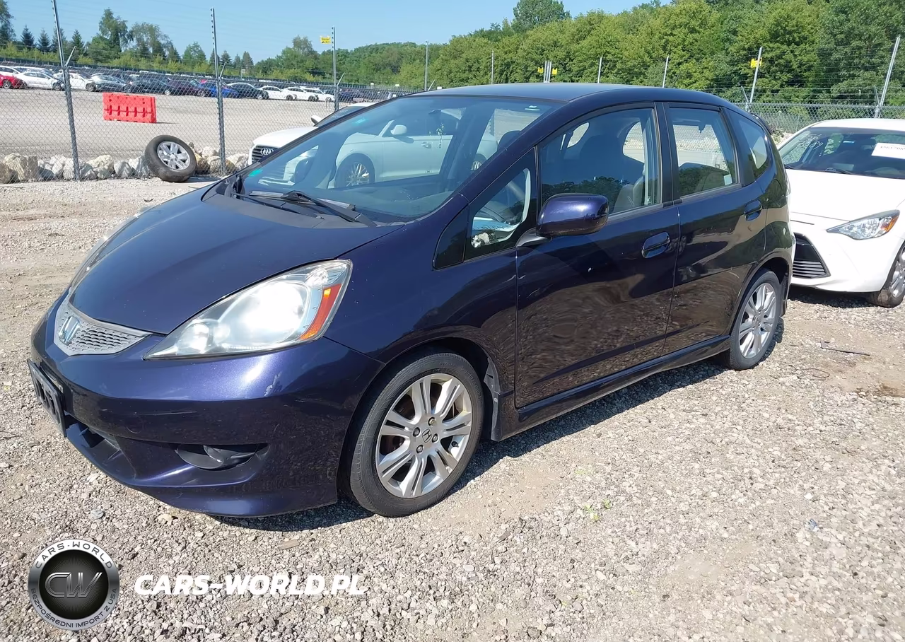 2010 Honda Fit Sport VIN:JHMGE8H48AC008514 - 2