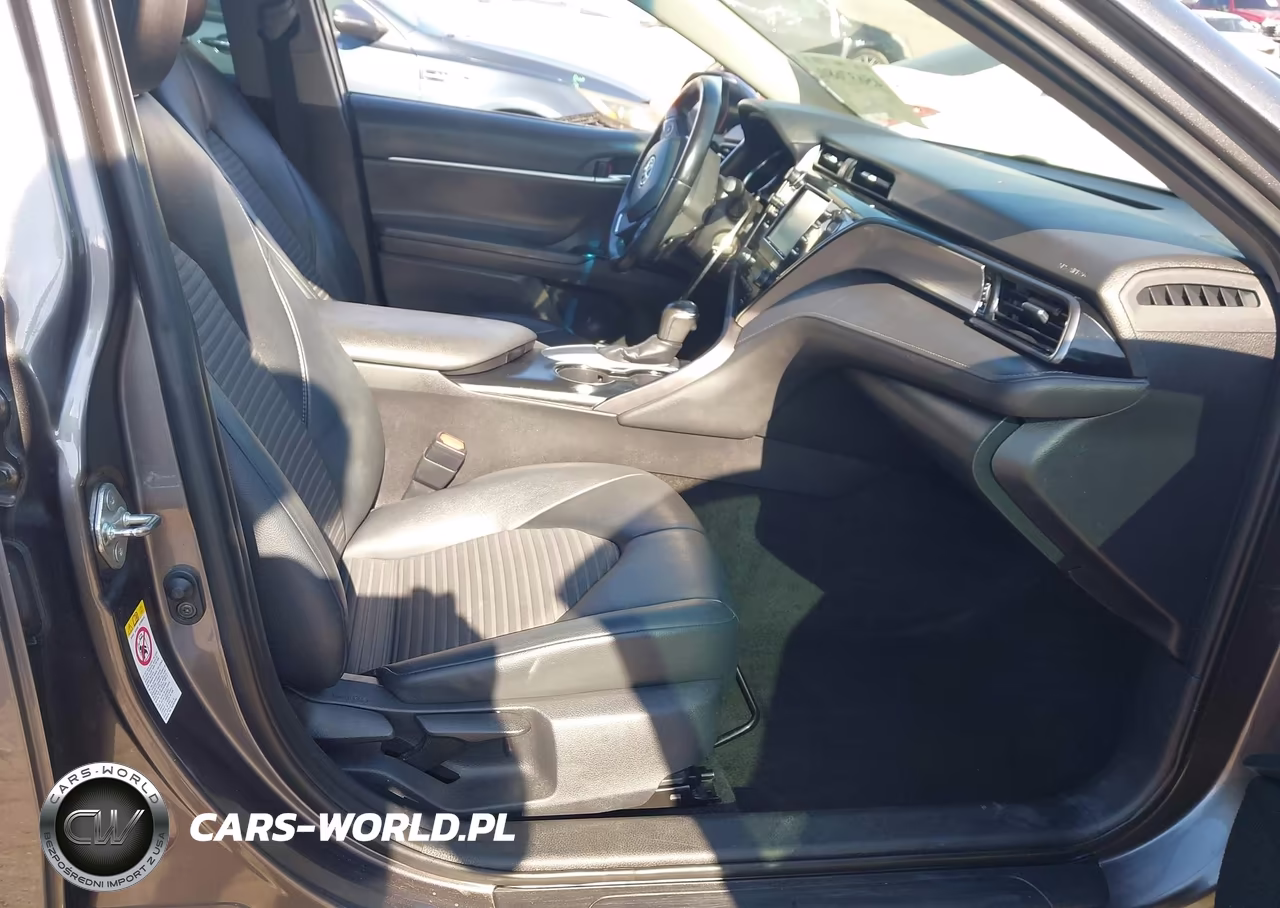 2019 Toyota Camry Se VIN:4T1B11HK4KU697987 - 5