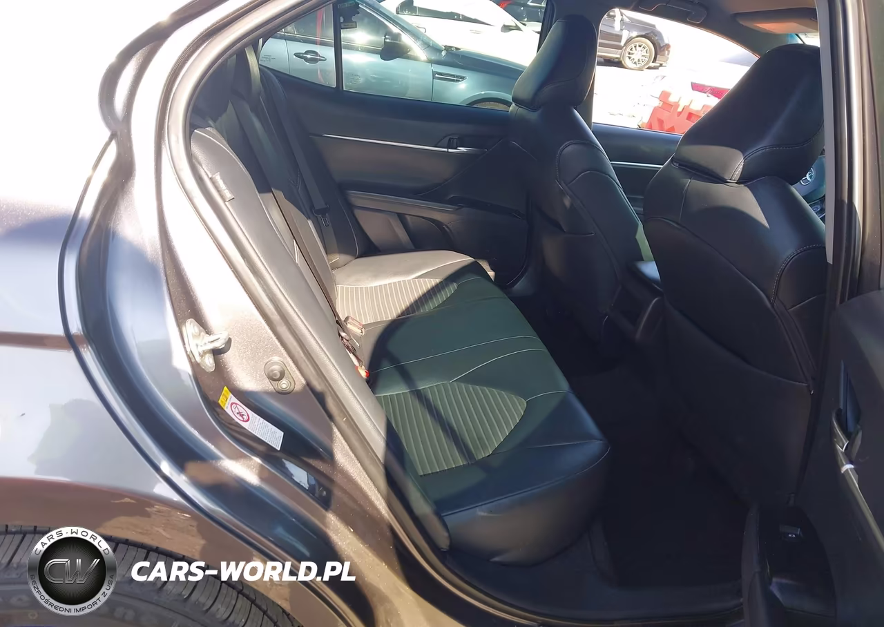 2019 Toyota Camry Se VIN:4T1B11HK4KU697987 - 8