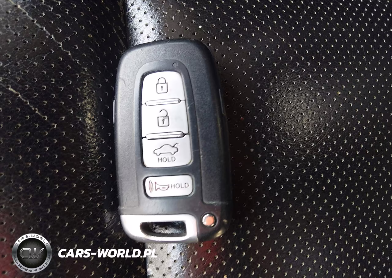 2010 Hyundai Genesis 3.8 Track VIN:KMHHU6KH3AU024070 - 11