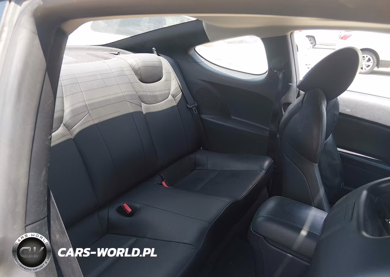 2010 Hyundai Genesis 3.8 Track VIN:KMHHU6KH3AU024070 - 8