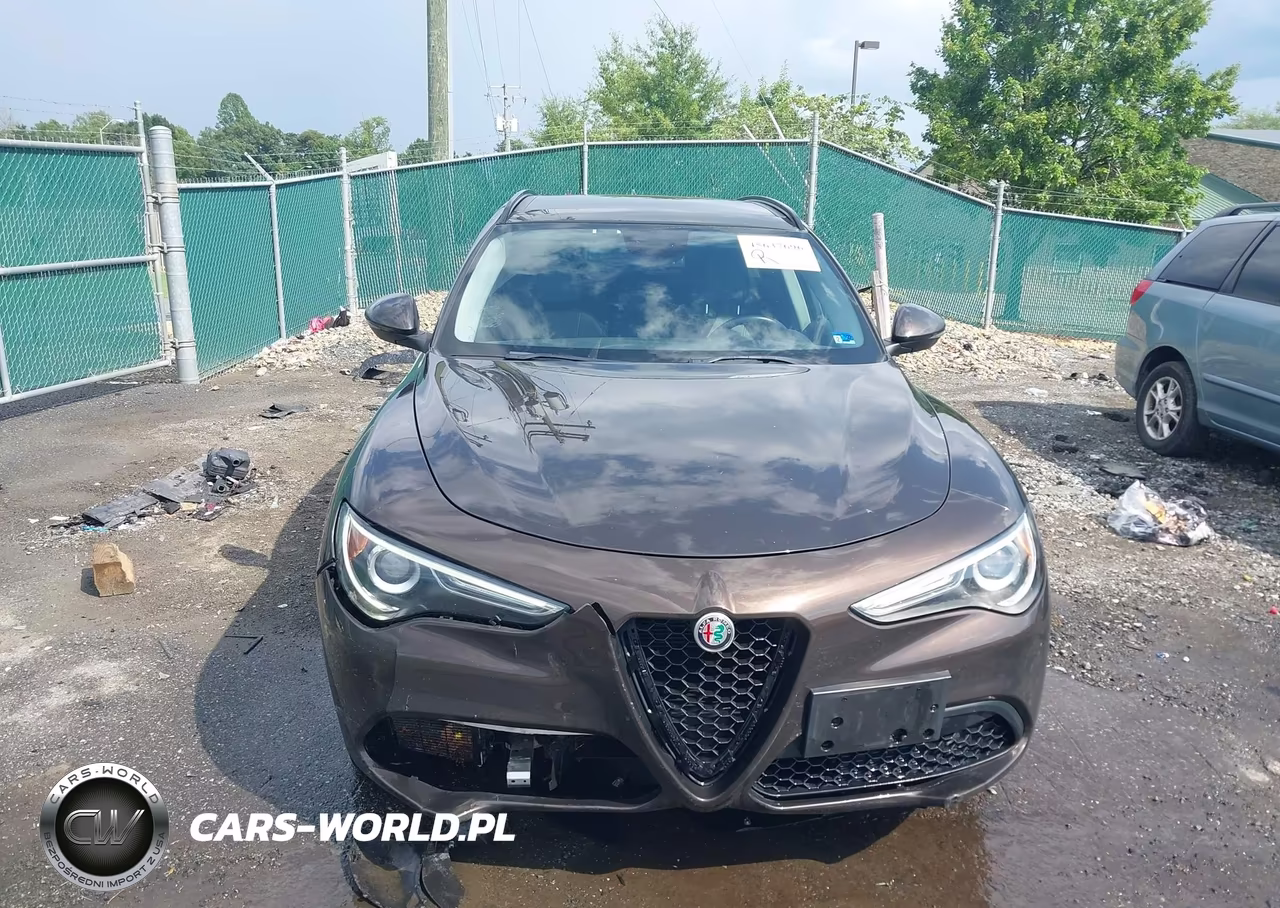 2018 Alfa Romeo Stelvio Sport Awd VIN:ZASFAKPN3J7B71572 - 13