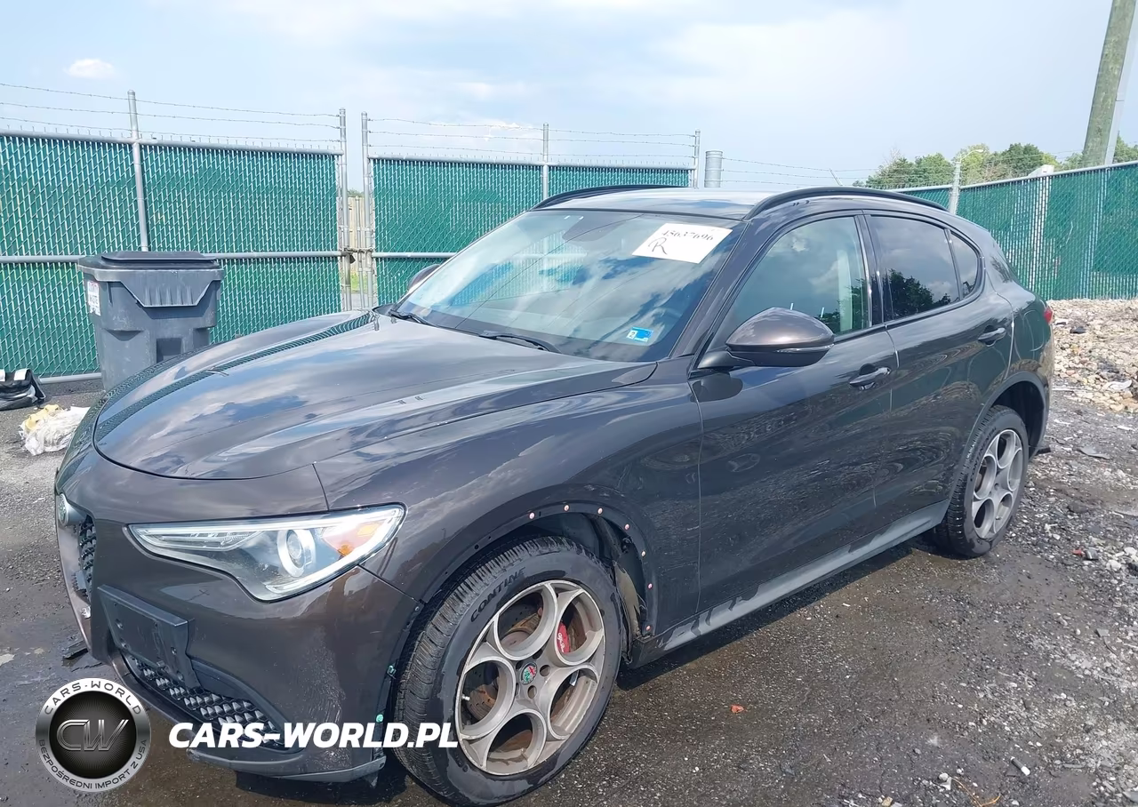 2018 Alfa Romeo Stelvio Sport Awd VIN:ZASFAKPN3J7B71572 - 2