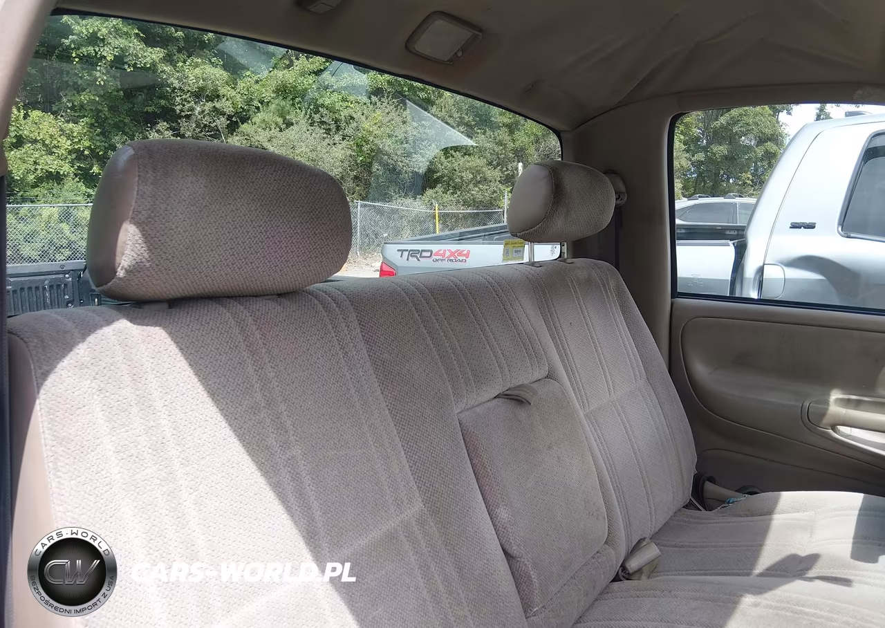 2003 Toyota Tundra VIN:5TBJN32103S435088 - 8