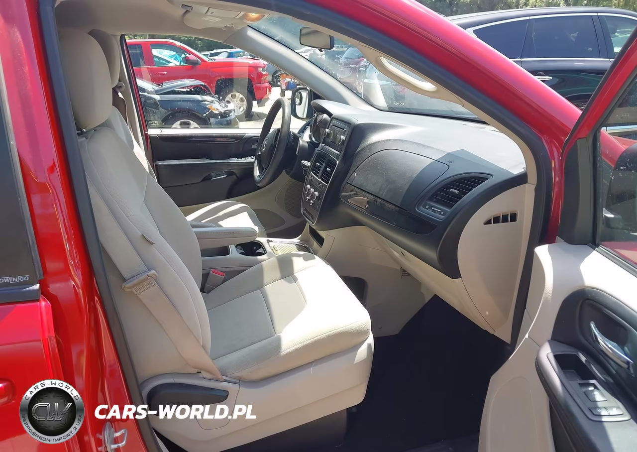 2012 Dodge Grand Caravan Sxt VIN:2C4RDGCG6CR209833 - 5