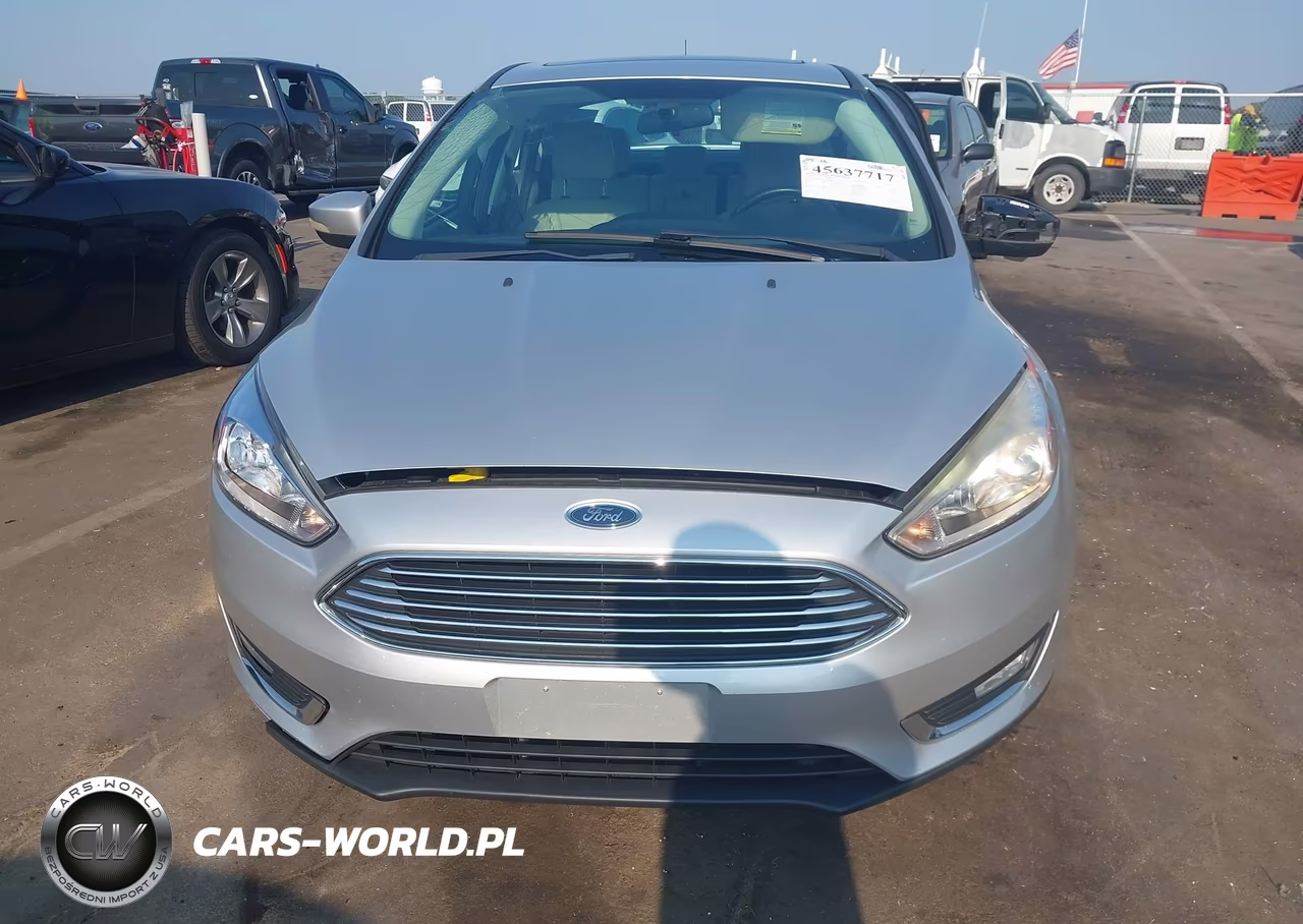 2017 Ford Focus Titanium VIN:1FADP3J21HL238860 - 12