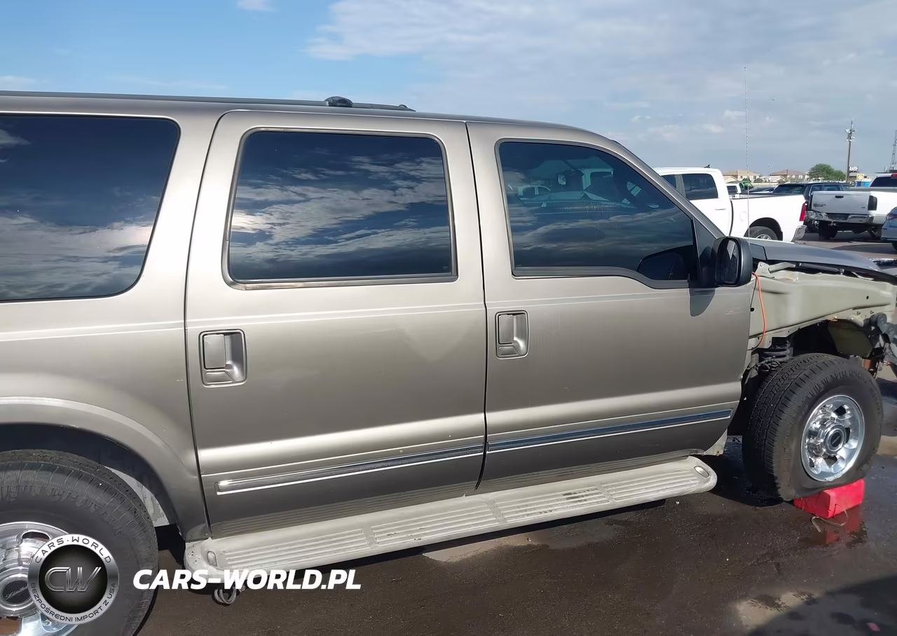 2005 Ford Excursion Limited VIN:1FMNU42L15EC66318 - 14
