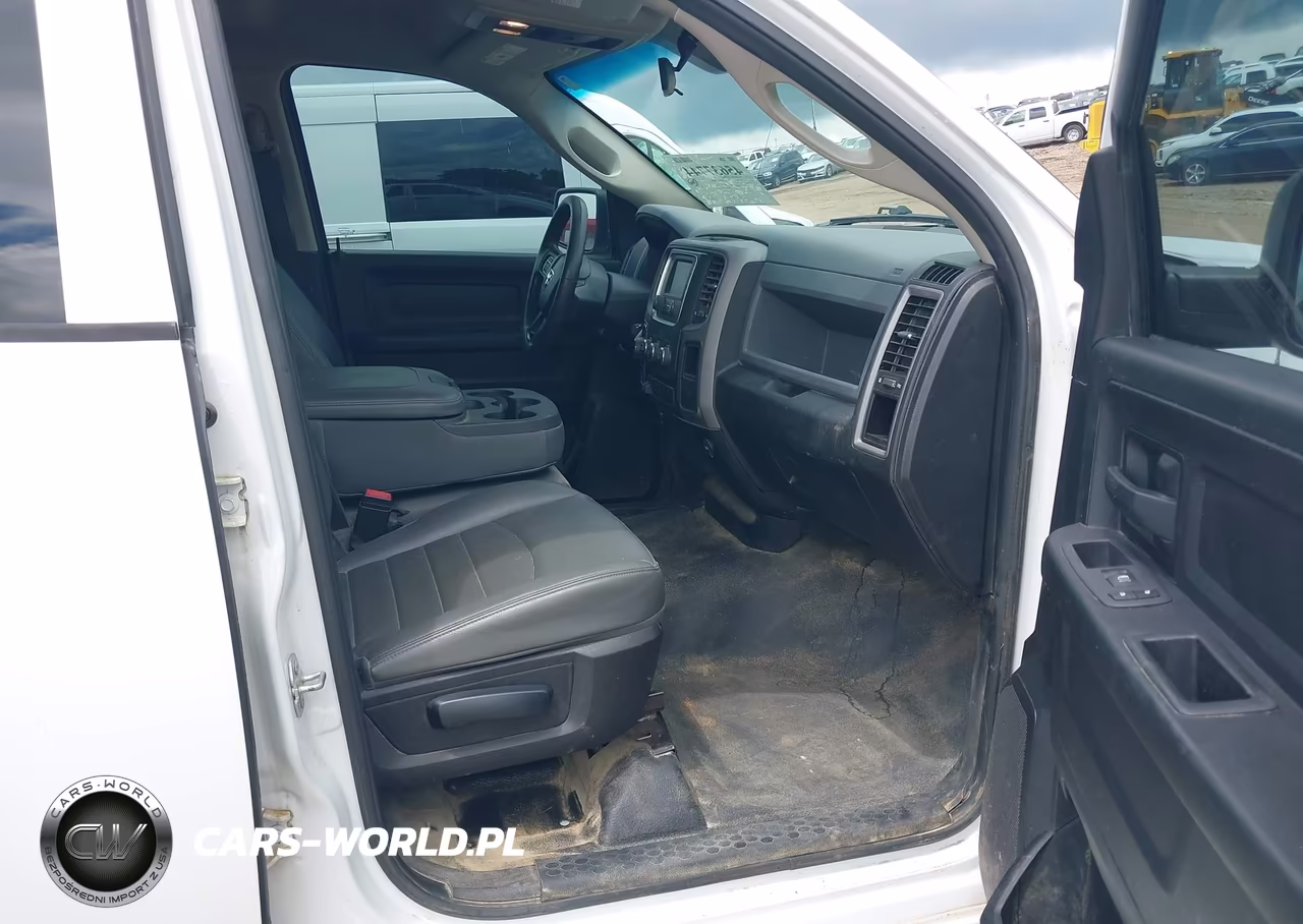 2020 Ram 1500 Classic Tradesman 4X4 6'4 Box VIN:1C6RR7FG2LS156468 - 5