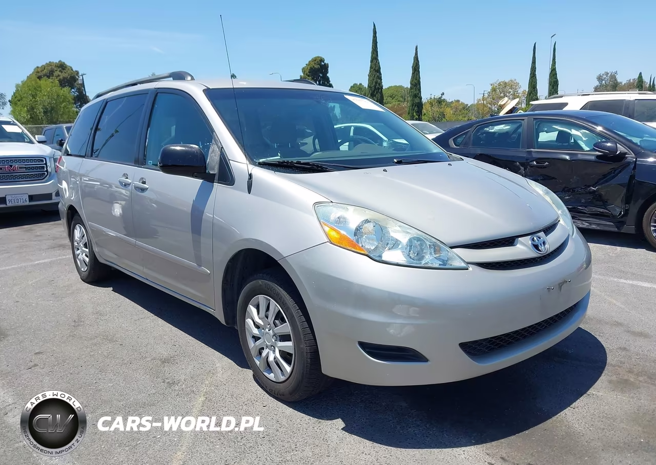 2006 Toyota Sienna Le – zdjęcie 1 z 16