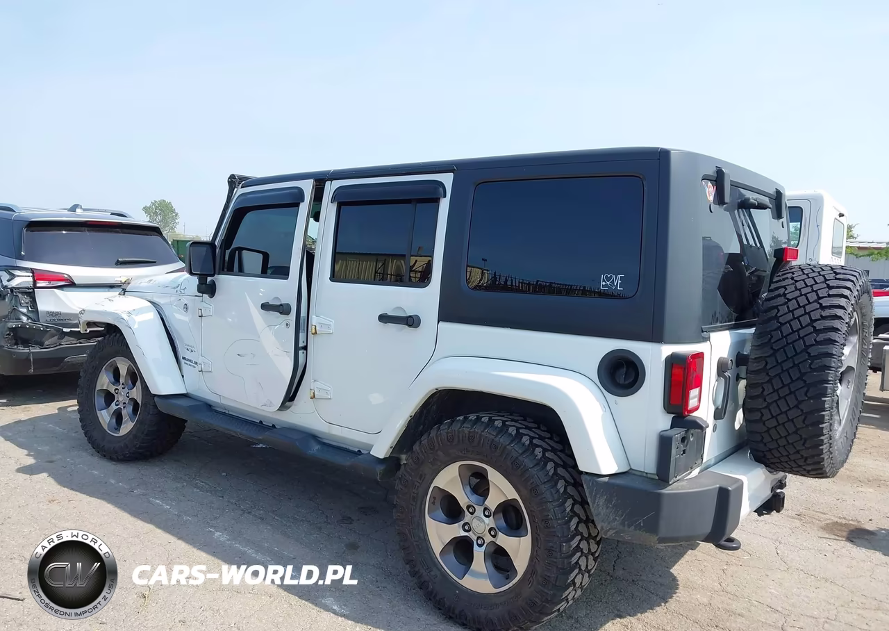 2016 Jeep Wrangler Unlimited Sahara VIN:1C4BJWEG3GL193624 - 14