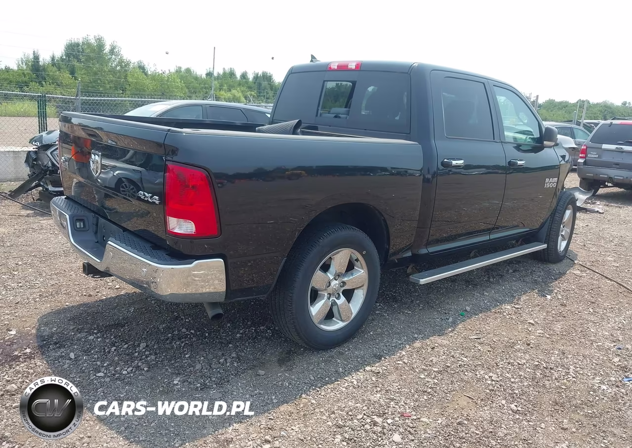 2016 Ram 1500 Big Horn VIN:1C6RR7LG5GS410703 - 4