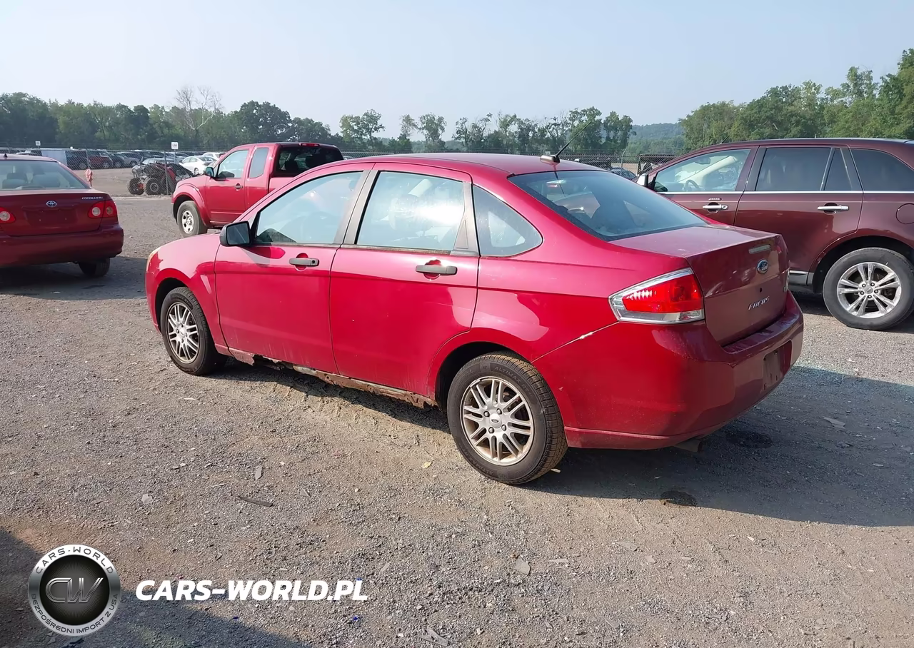 2009 Ford Focus Se VIN:1FAHP35N39W248165 - 3