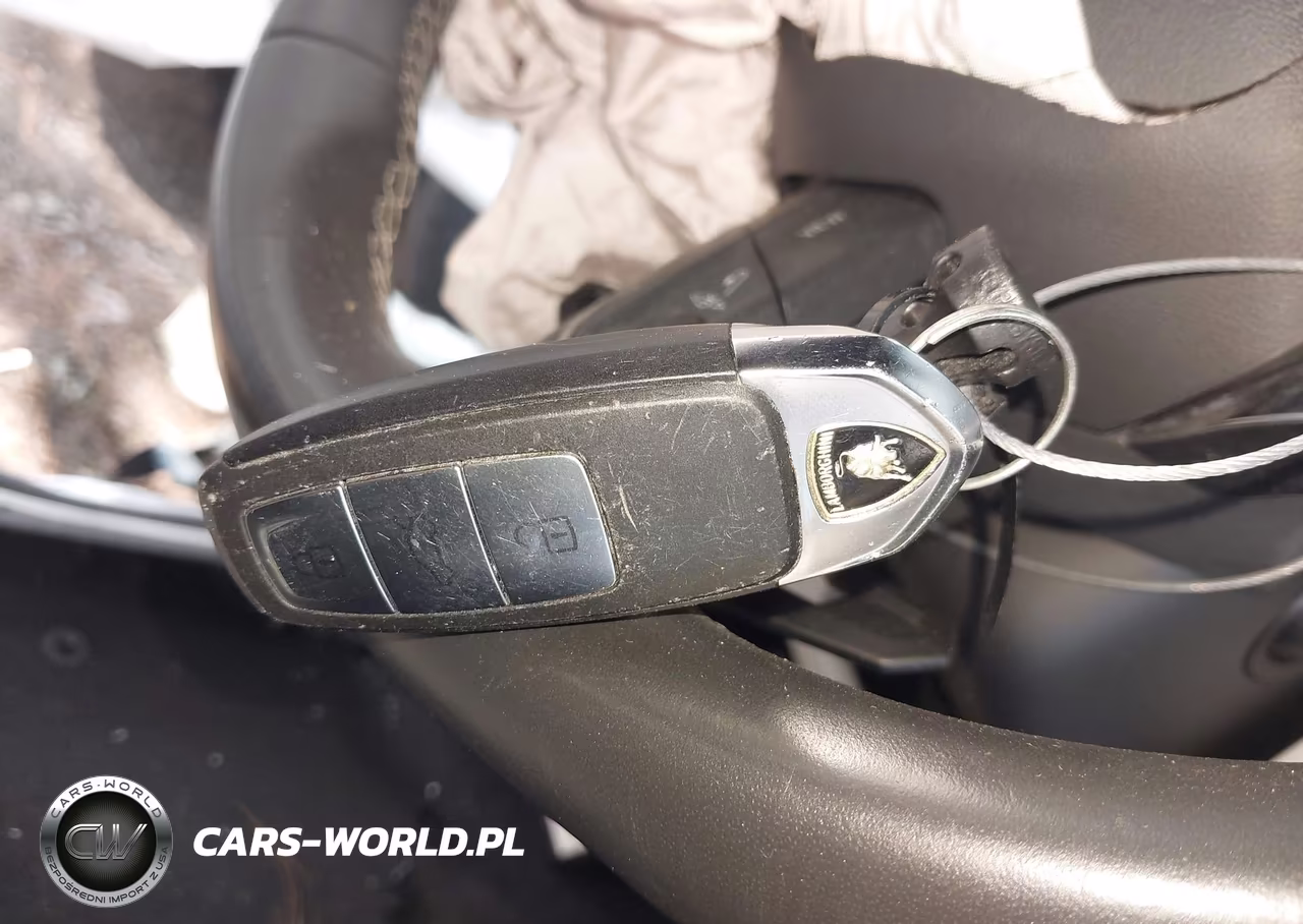 2020 Lamborghini Urus VIN:ZPBUA1ZL2LLA07402 - 11