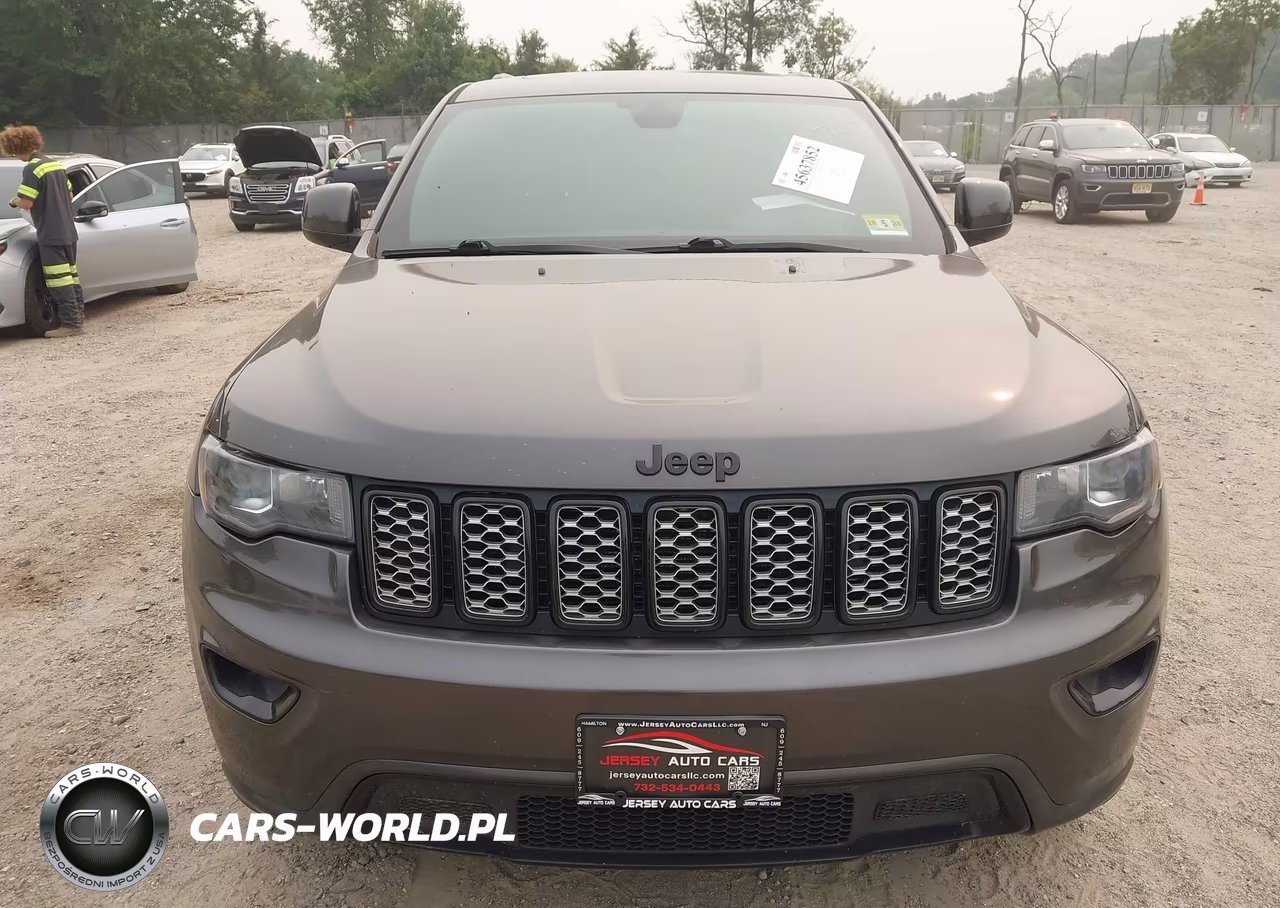 2017 Jeep Grand Cherokee Altitude VIN:1C4RJFAG6HC760138 - 6