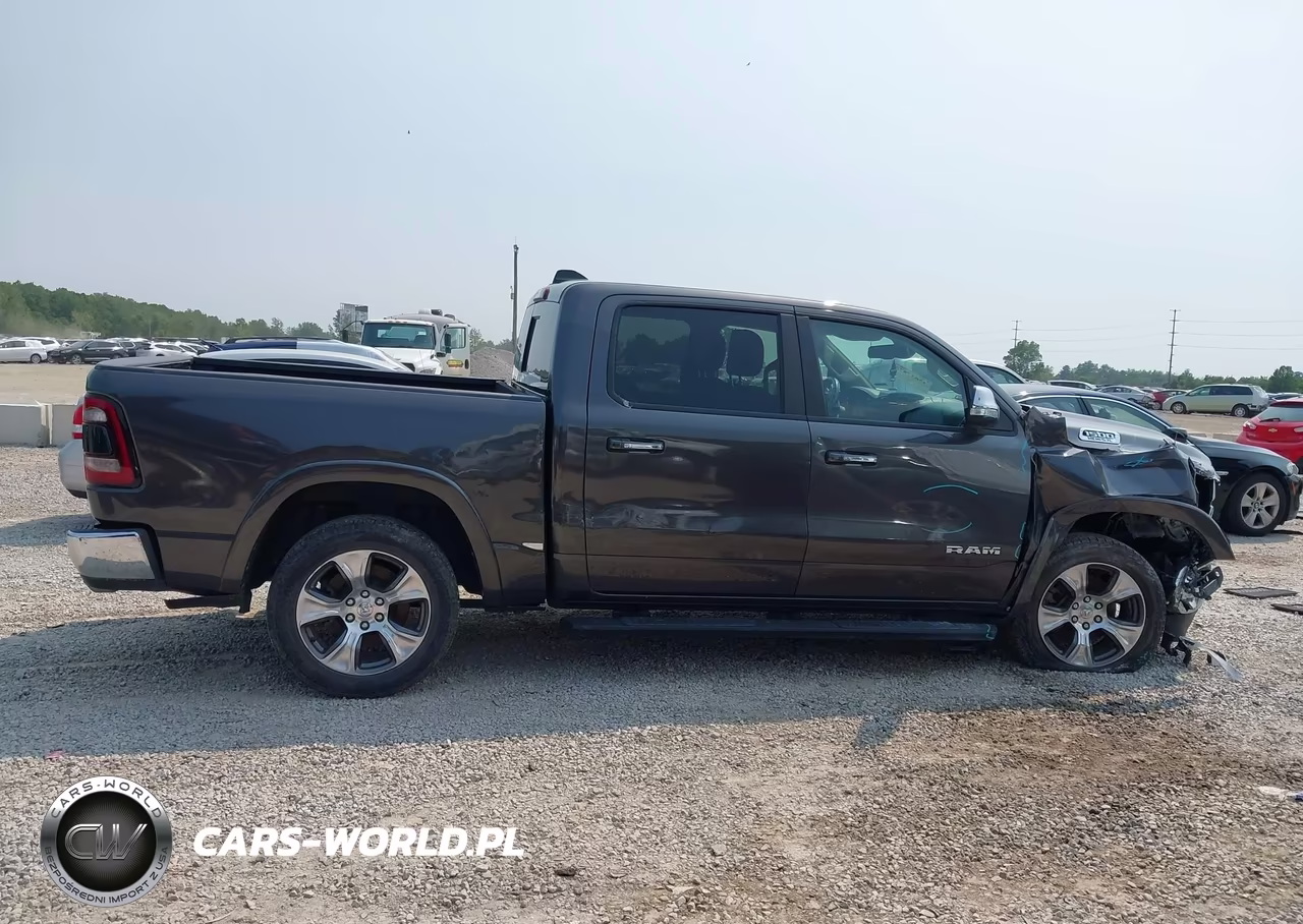 2020 Ram 1500 Laramie 4X4 5'7 Box VIN:1C6SRFJTXLN380148 - 13
