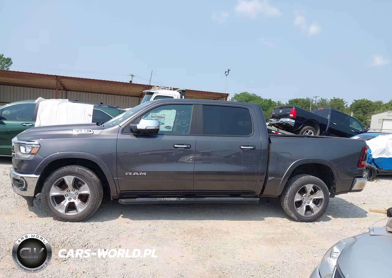 2020 Ram 1500 Laramie 4X4 5'7 Box VIN:1C6SRFJTXLN380148 - 14