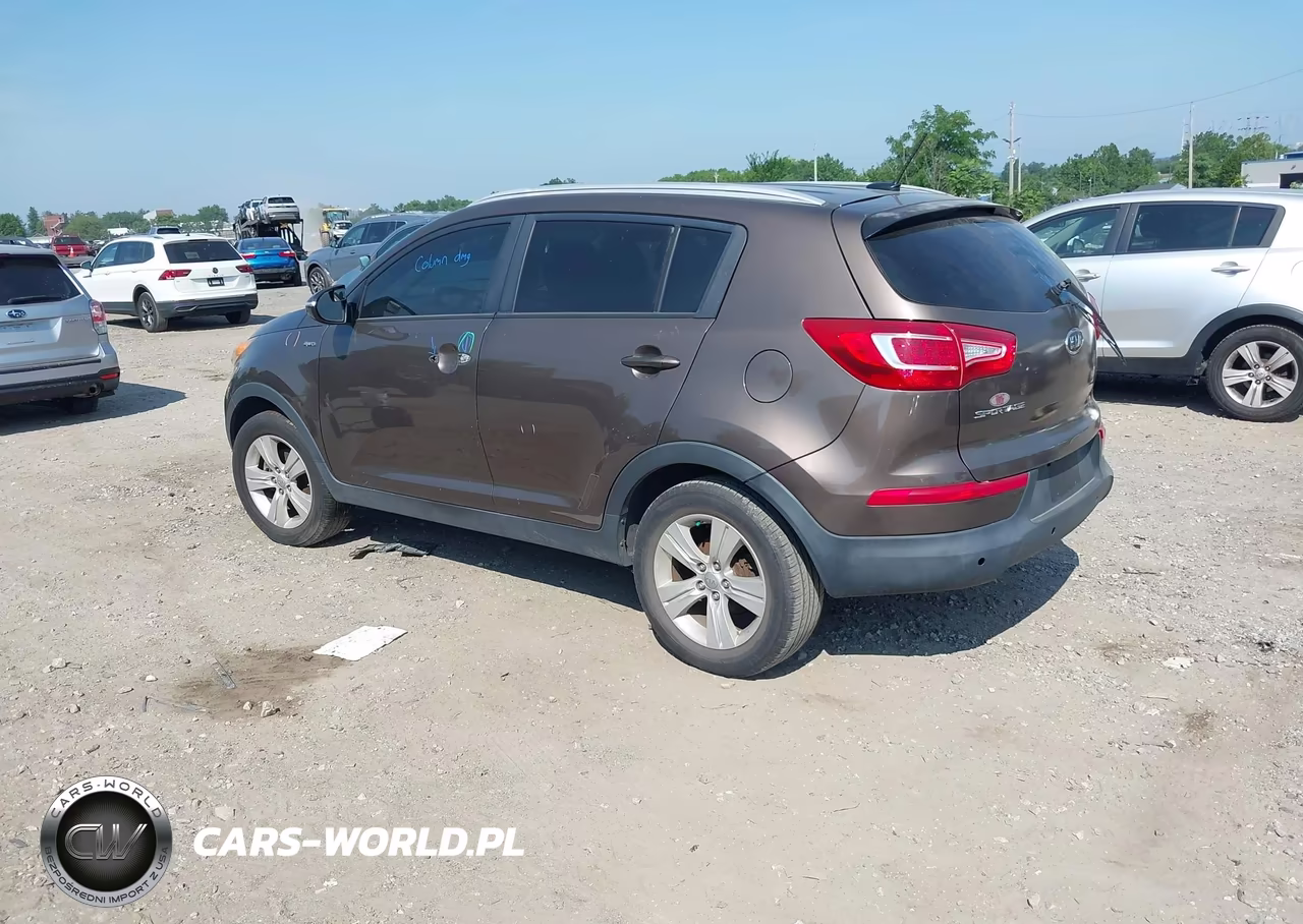 2011 Kia Sportage Lx VIN:KNDPBCA20B7163834 - 3