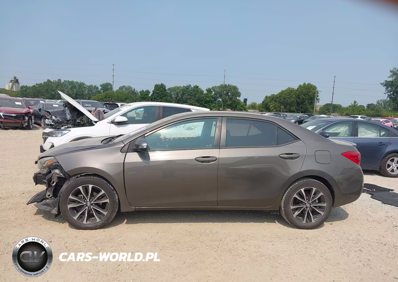 2018 Toyota Corolla Se VIN:5YFBURHE2JP758382 - 15