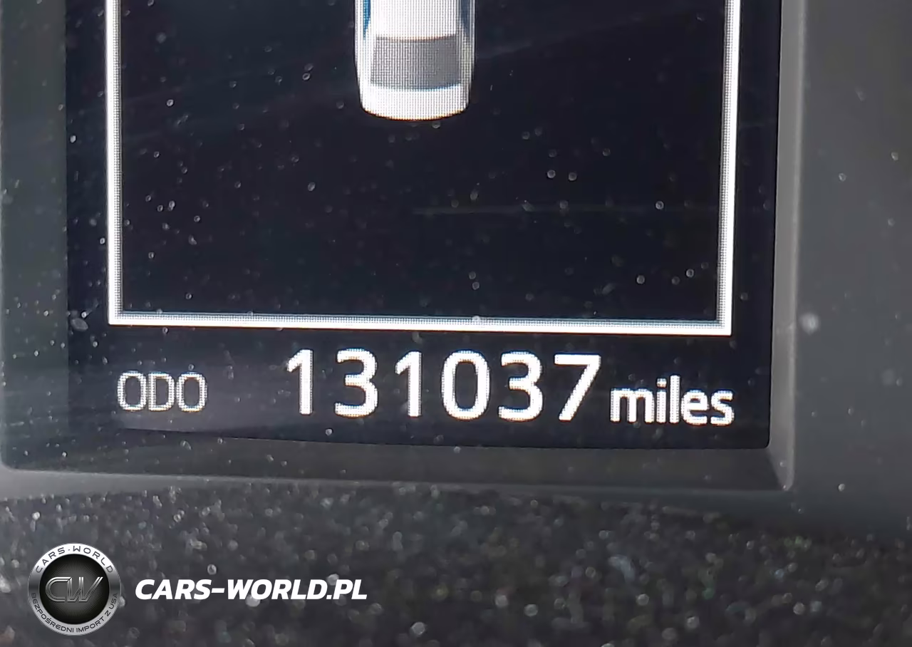 2018 Toyota Corolla Se VIN:5YFBURHE2JP758382 - 16