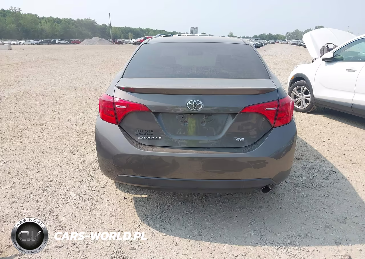 2018 Toyota Corolla Se VIN:5YFBURHE2JP758382 - 17