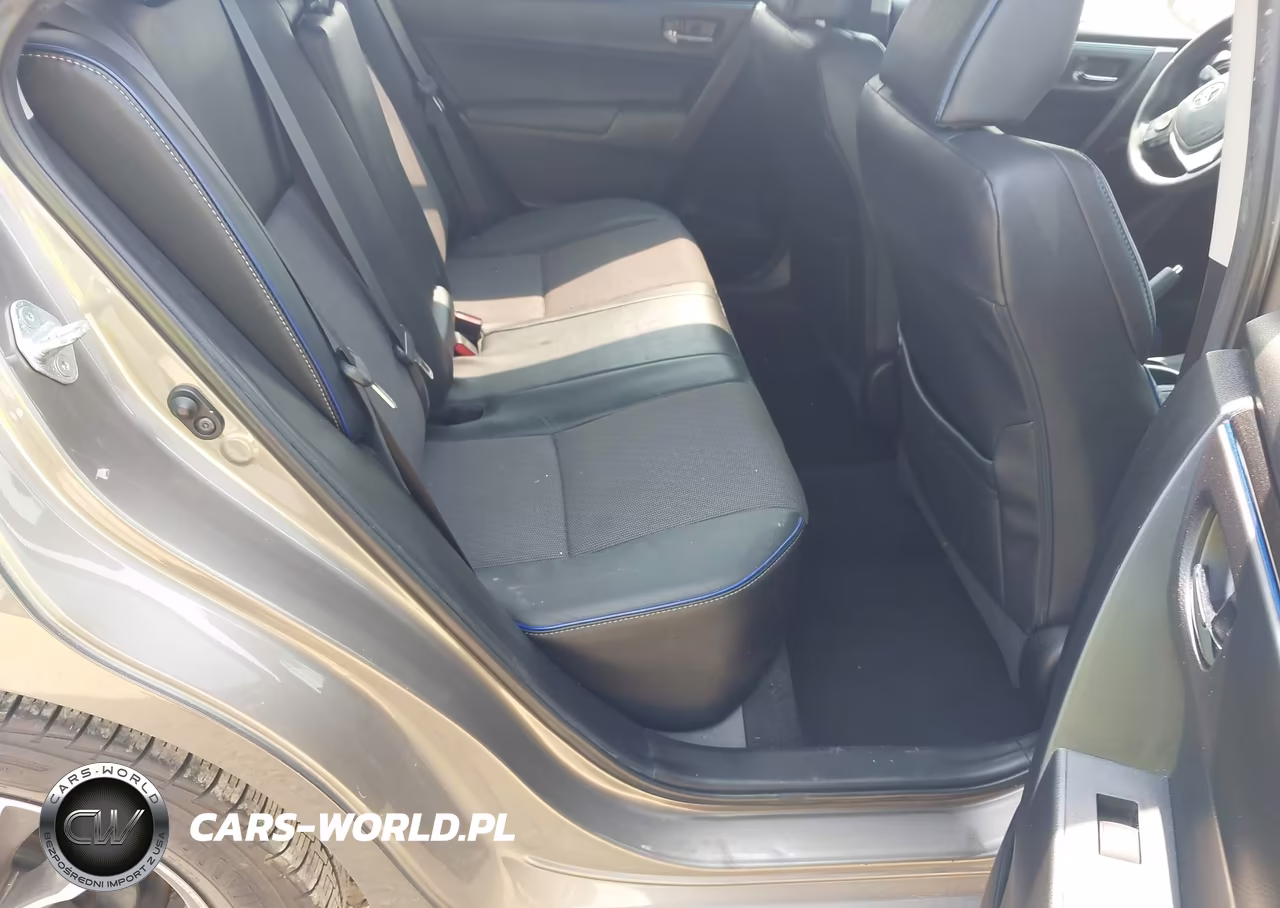 2018 Toyota Corolla Se VIN:5YFBURHE2JP758382 - 8