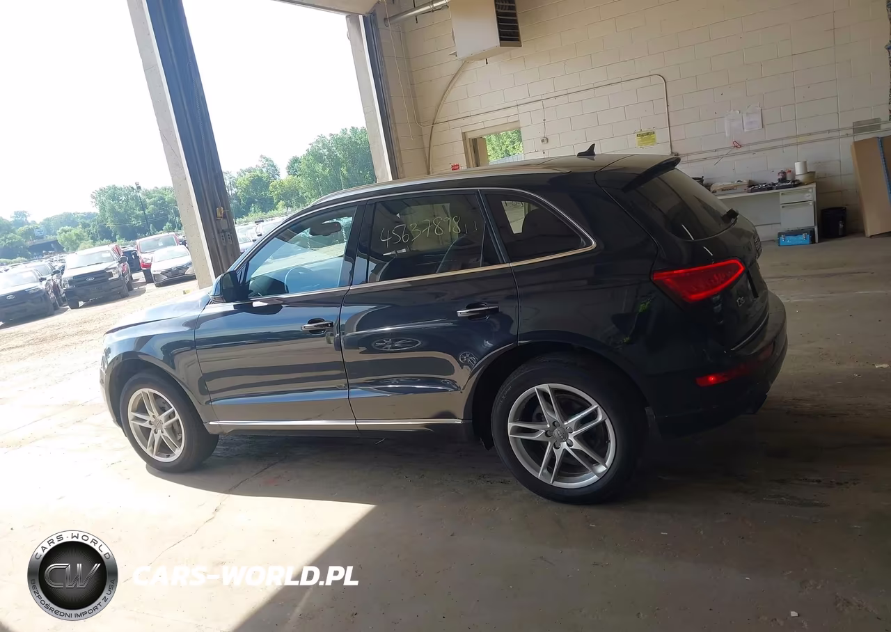 2017 Audi Q5 2.0T Premium VIN:WA1L2AFP6HA090689 - 14