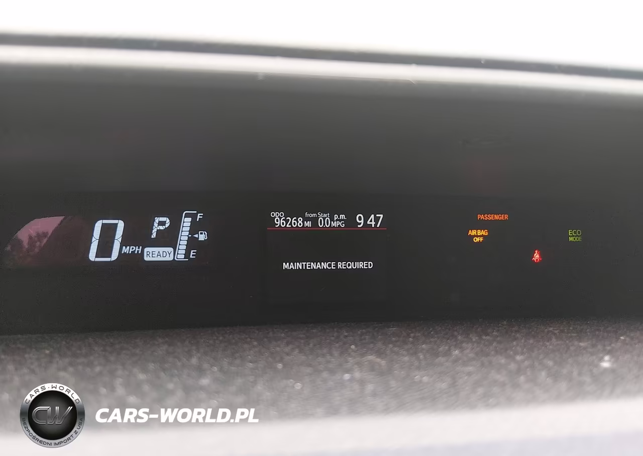 2016 Toyota Prius C Three VIN:JTDKDTB36G1127636 - 7