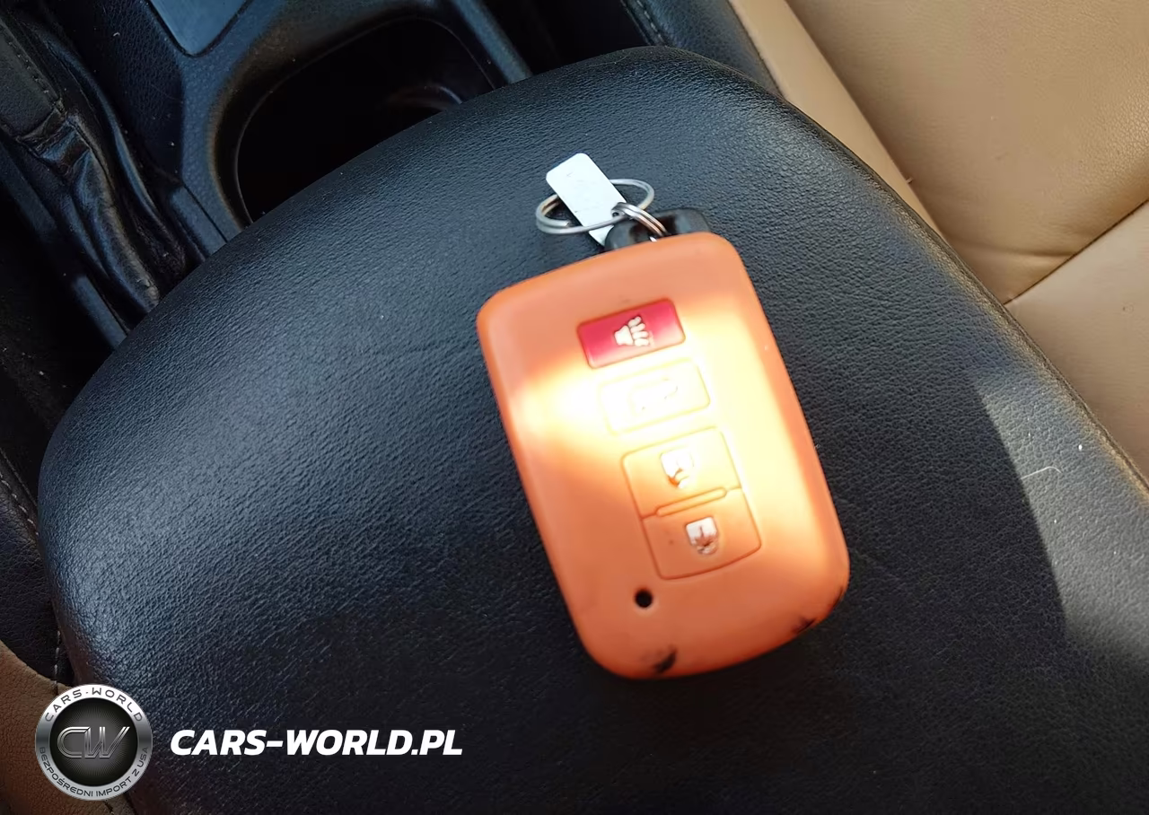 2016 Toyota Rav4 Limited VIN:JTMYFREV7GJ084901 - 11