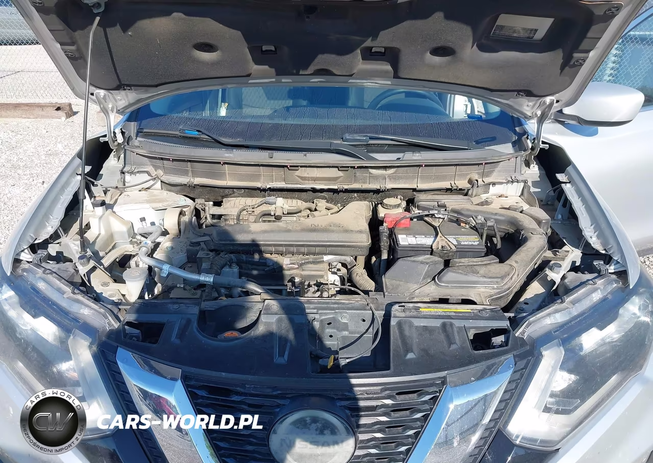 2018 Nissan Rogue S VIN:KNMAT2MT7JP537842 - 10