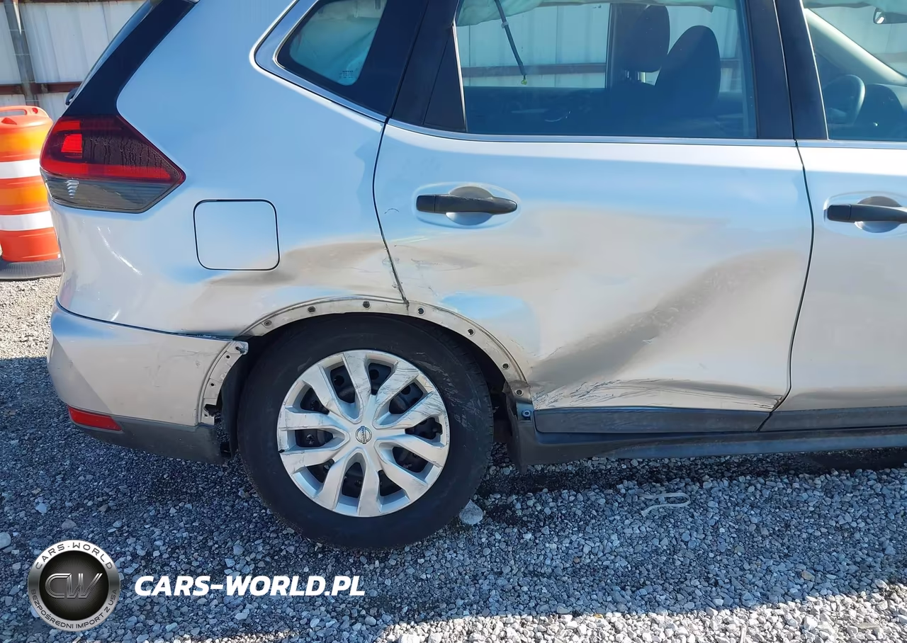 2018 Nissan Rogue S VIN:KNMAT2MT7JP537842 - 6