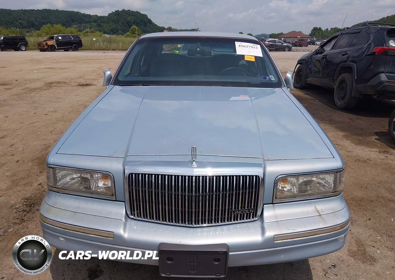 1997 Lincoln Town Car Executive VIN:1LNLM81W0VY606180 - 6