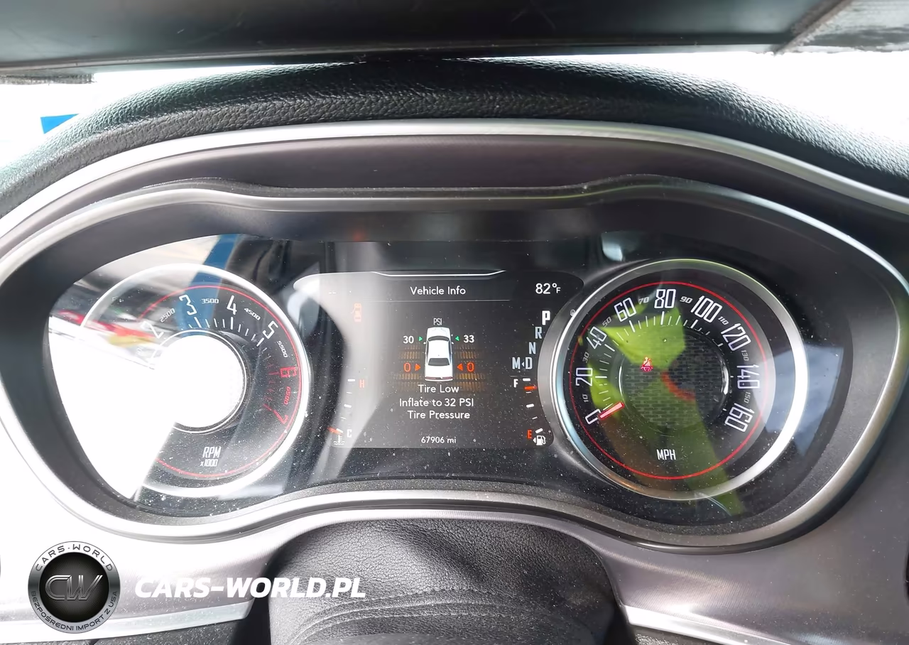 2019 Dodge Challenger R-T VIN:2C3CDZBT0KH552050 - 7