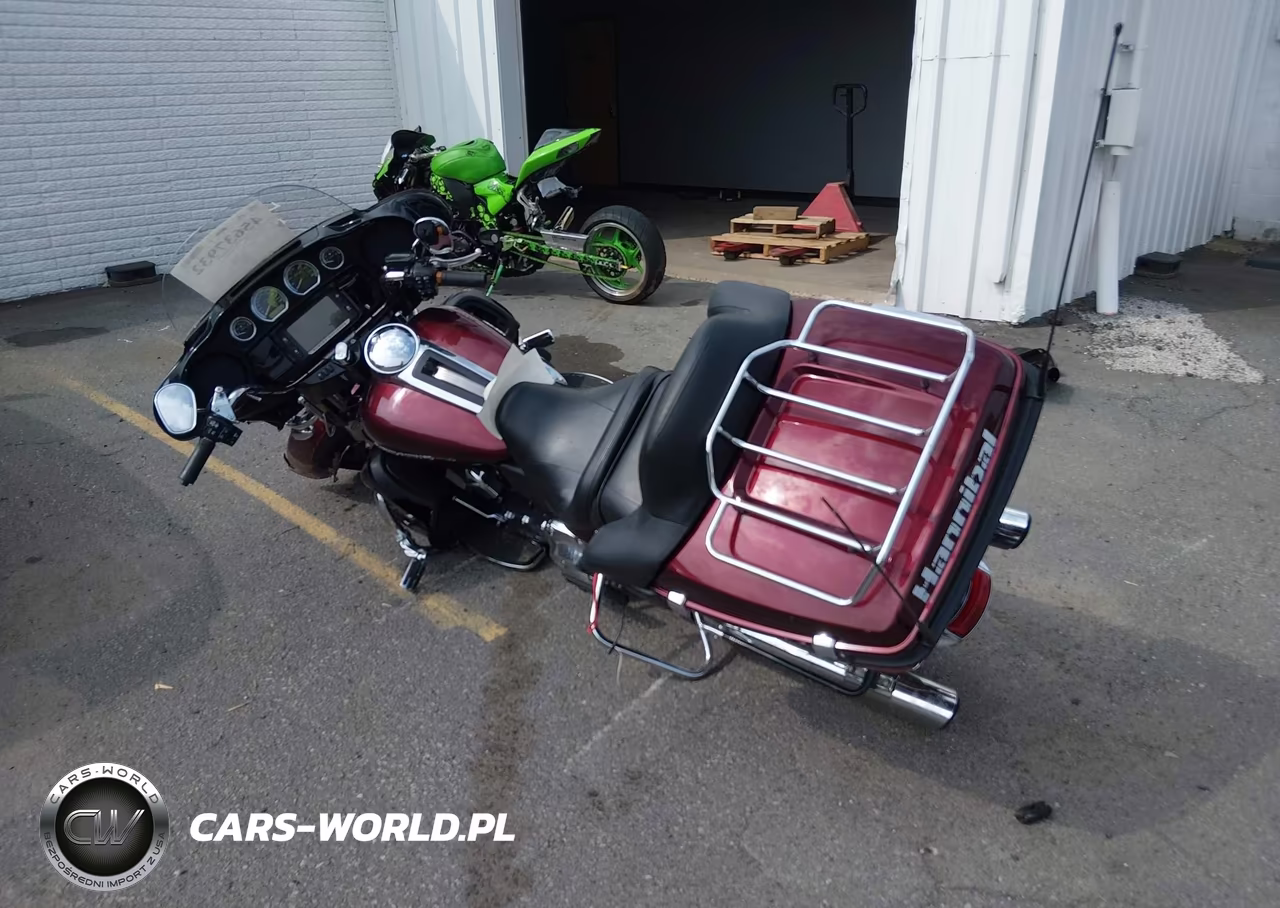 2015 Harley-Davidson Flhtk Ultra Limited VIN:1HD1KEL19FB700160 - 3