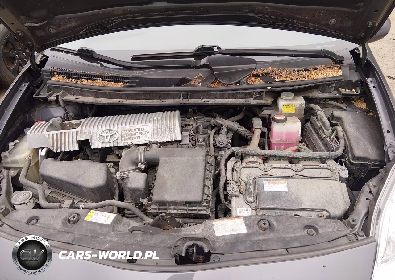 2015 Toyota Prius Two VIN:JTDKN3DU3F1973112 - 10