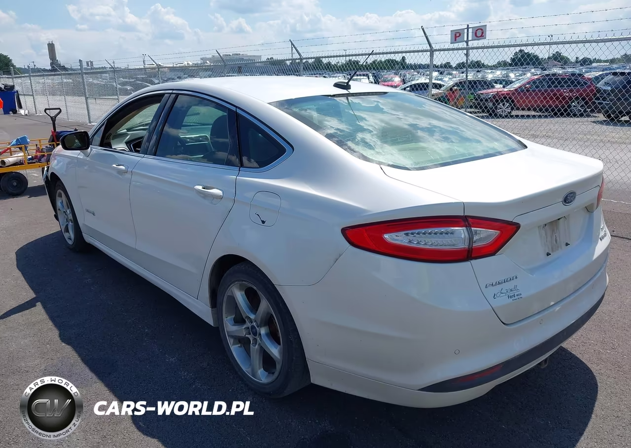 2015 Ford Fusion Hybrid Se VIN:3FA6P0LU8FR199091 - 3