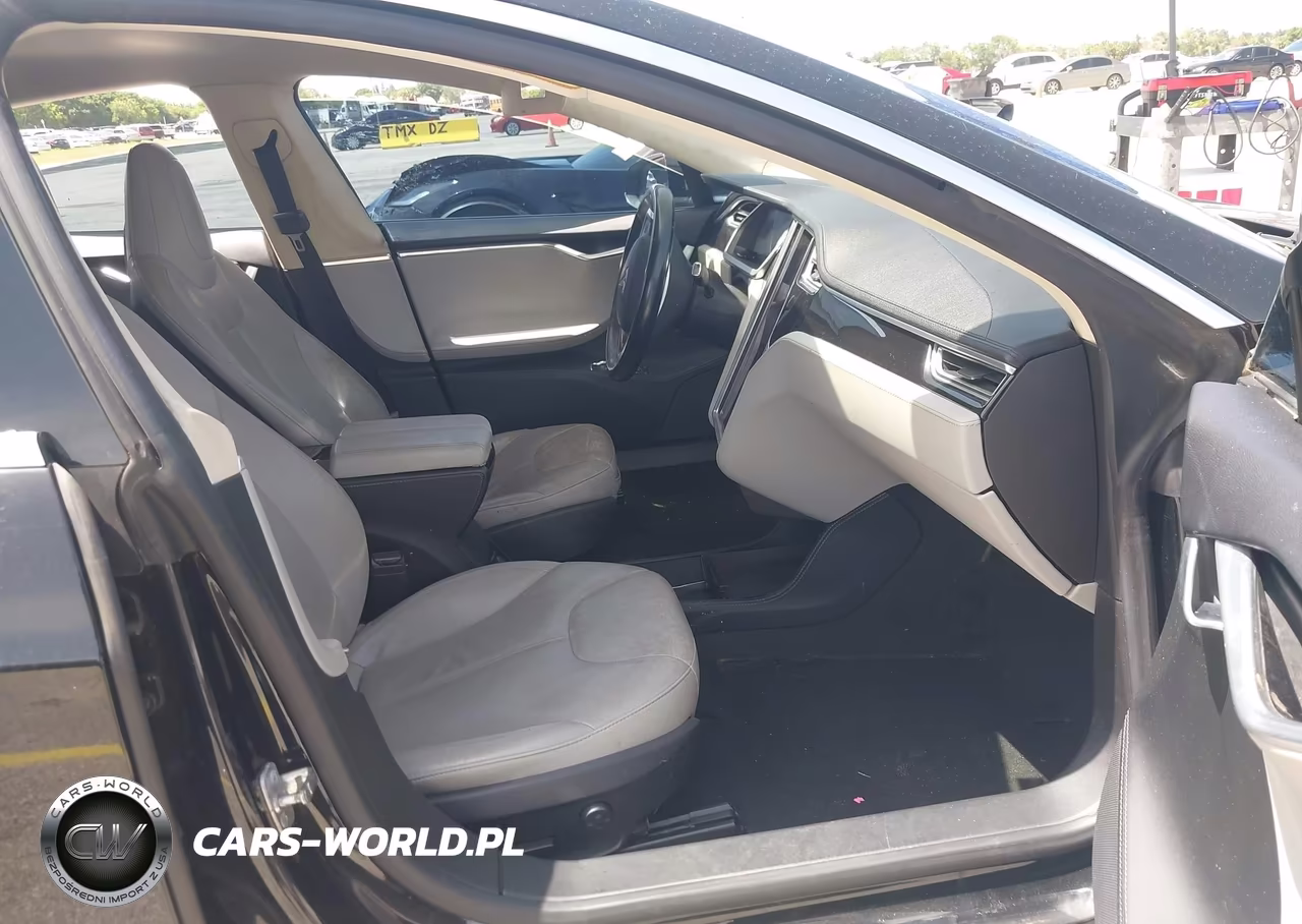 2013 Tesla Model S VIN:5YJSA1CG3DFP24860 - 5