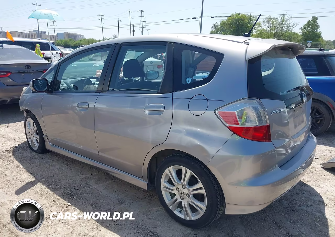 2009 Honda Fit Sport VIN:JHMGE88459S045683 - 3