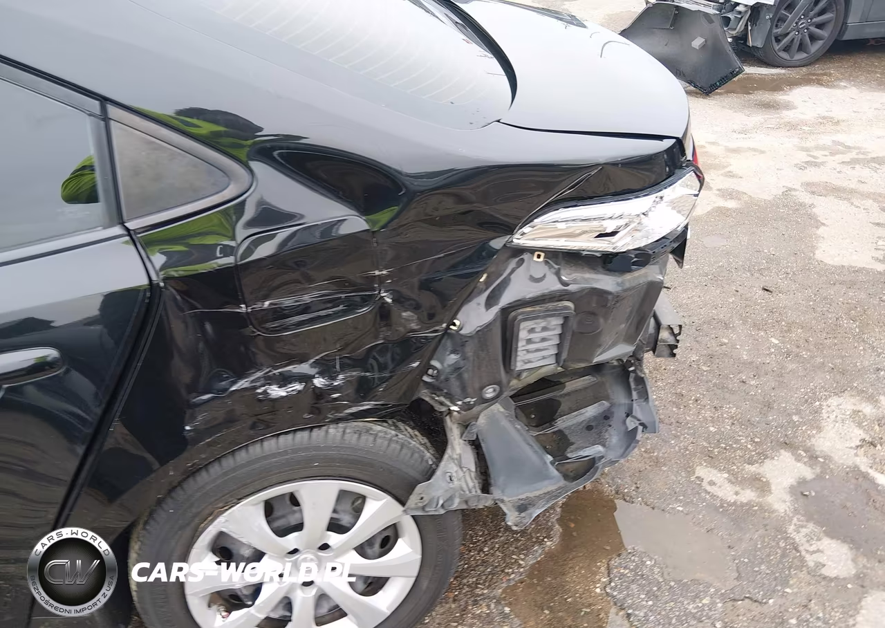 2020 Toyota Corolla Le VIN:5YFEPRAE2LP122322 - 6