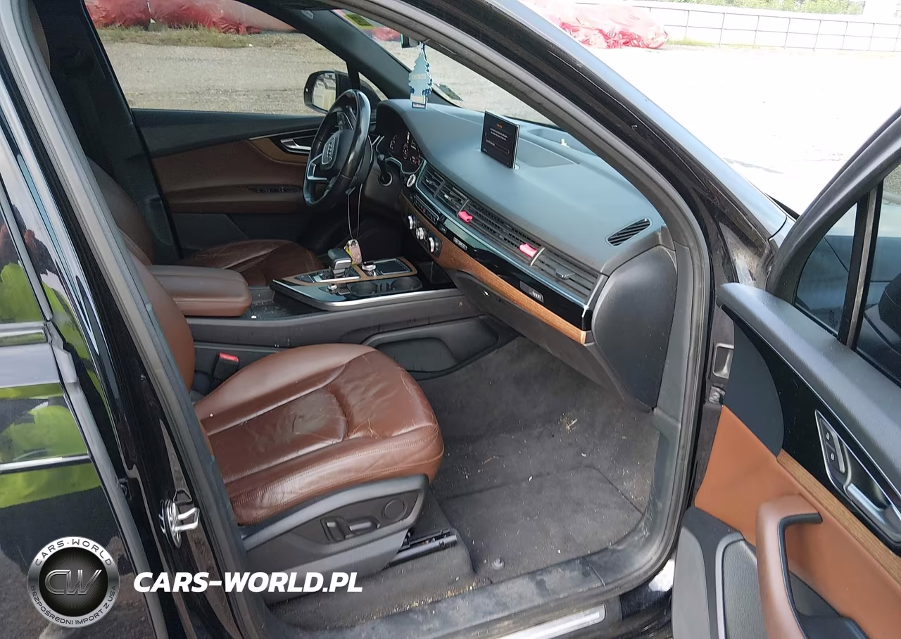 2017 Audi Q7 2.0T Premium VIN:WA1LHAF76HD041179 - 5