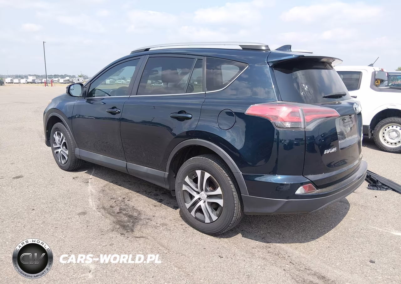 2017 Toyota Rav4 Le VIN:2T3BFREV9HW660089 - 3