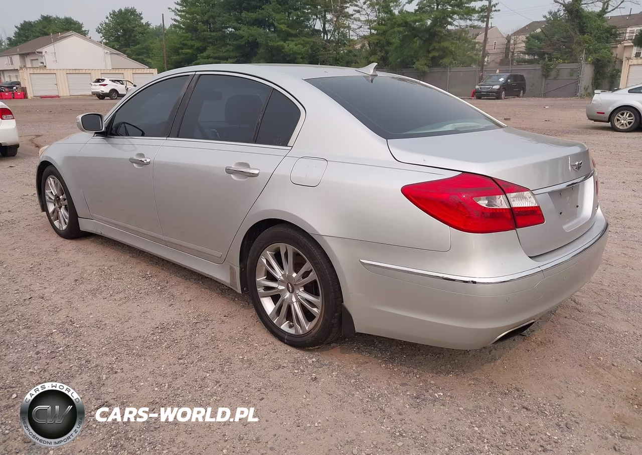 2012 Hyundai Genesis 3.8 VIN:KMHGC4DD2CU204821 - 3