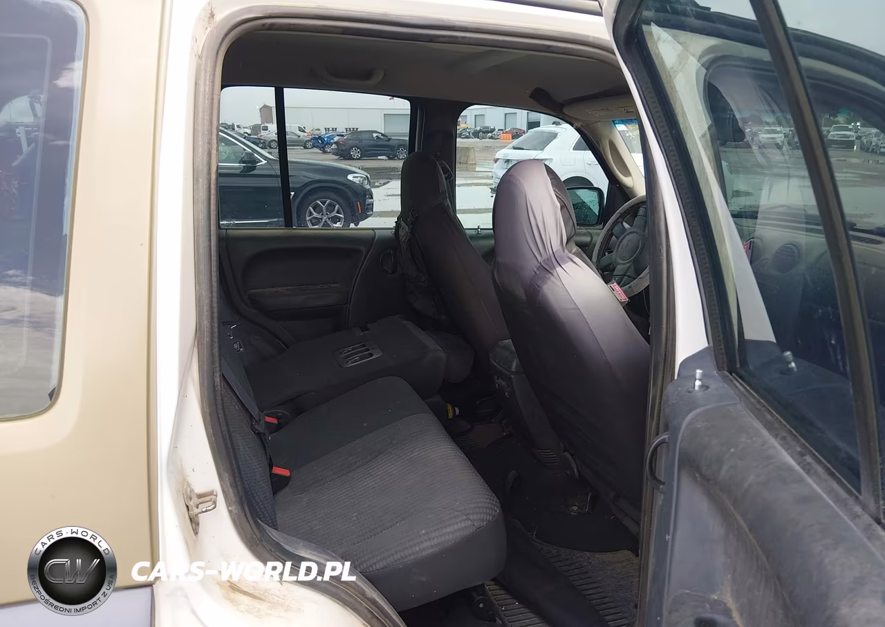 2003 Jeep Liberty Sport VIN:1J4GL48K63W618535 - 8