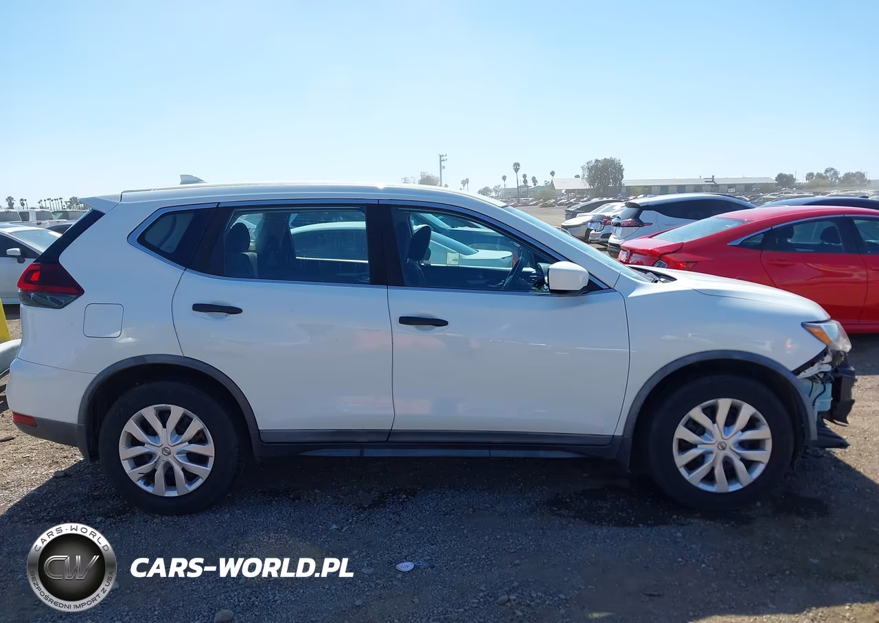 2018 Nissan Rogue S VIN:KNMAT2MT6JP558455 - 14