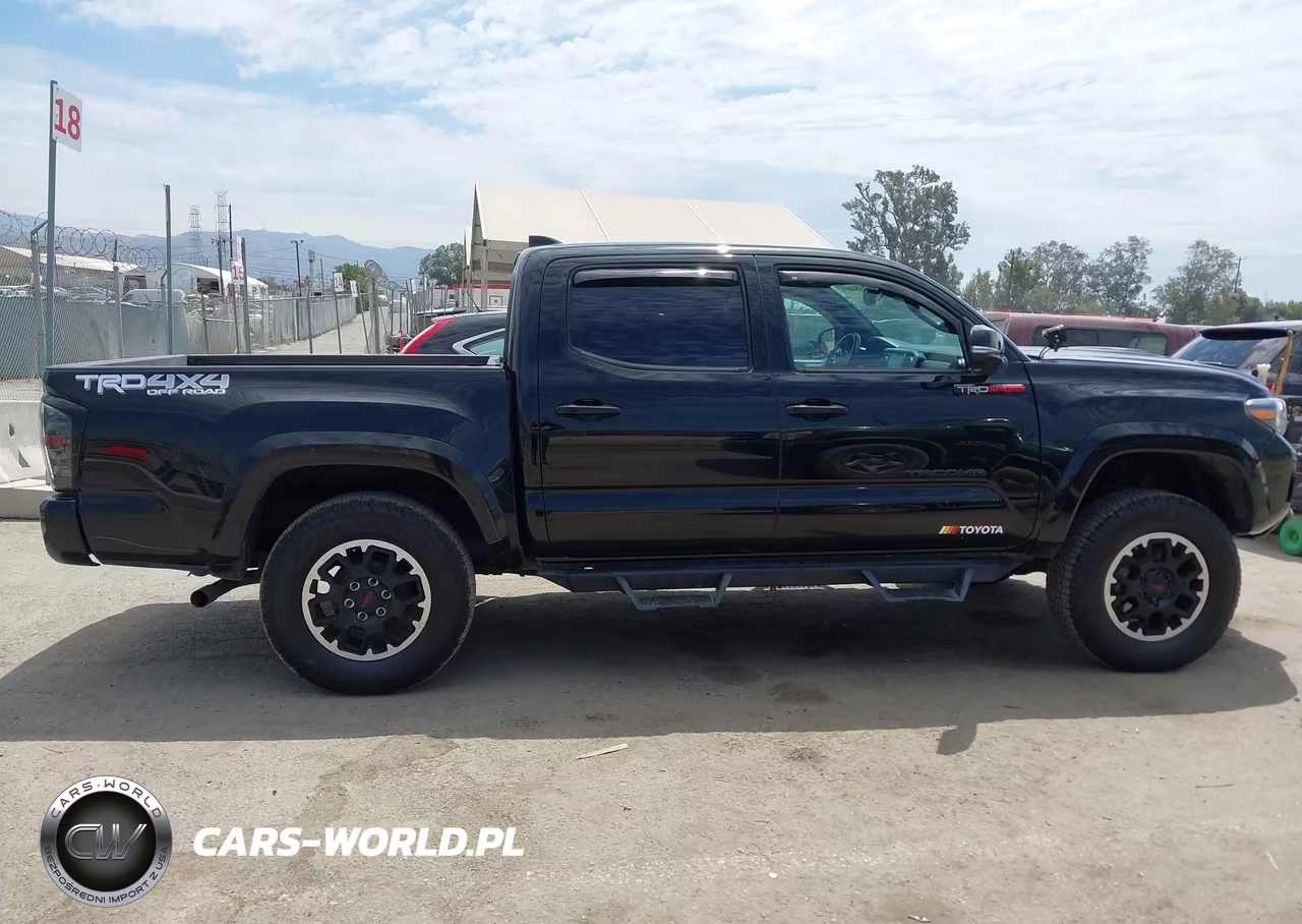 2023 Toyota Tacoma Double Cab VIN:3TMCZ5ANXPM566023 - 13