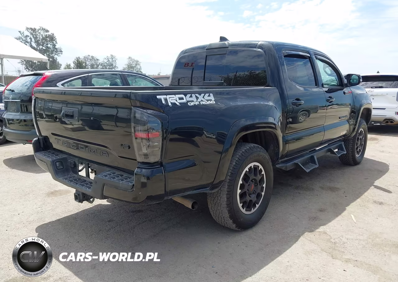 2023 Toyota Tacoma Double Cab VIN:3TMCZ5ANXPM566023 - 4