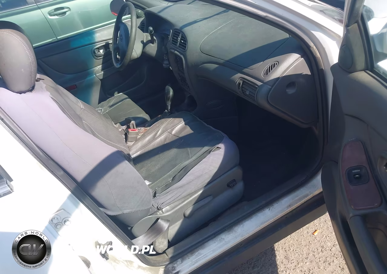 1999 Oldsmobile Intrigue Gls VIN:1G3WX52H9XF355682 - 5
