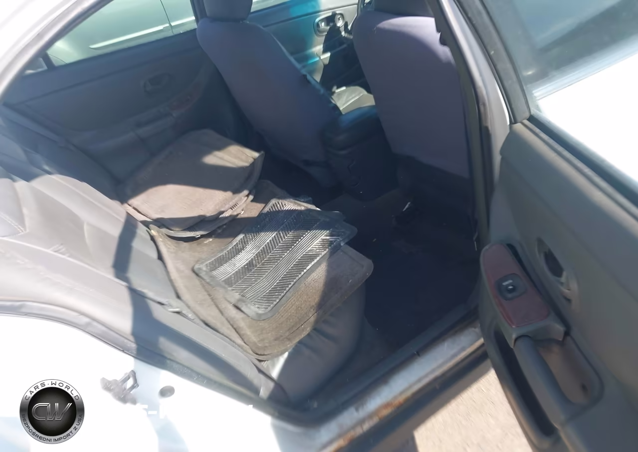 1999 Oldsmobile Intrigue Gls VIN:1G3WX52H9XF355682 - 8