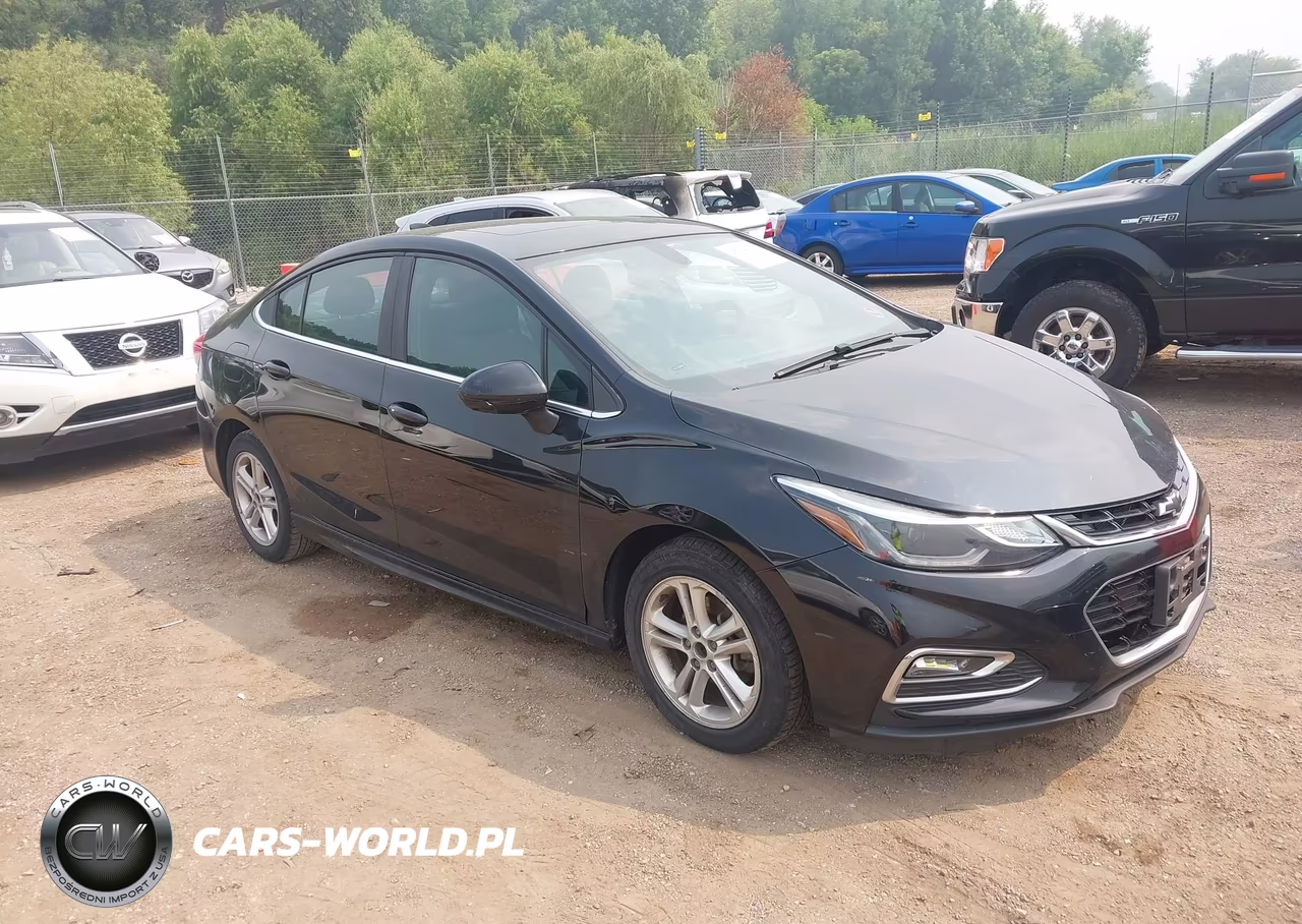 2017 Chevrolet Cruze Lt Auto – zdjęcie 1 z 16